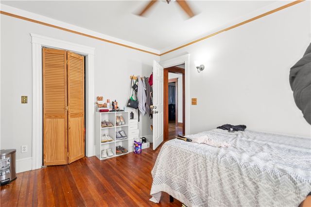 51 Oakland Avenue, Cranston, RI 02910