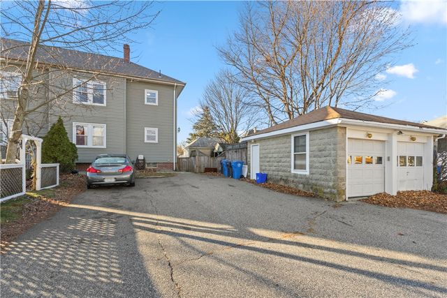 51 Oakland Avenue, Cranston, RI 02910