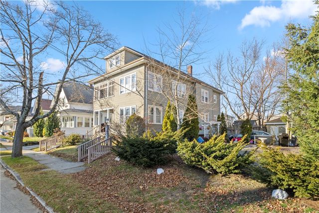 51 Oakland Avenue, Cranston, RI 02910