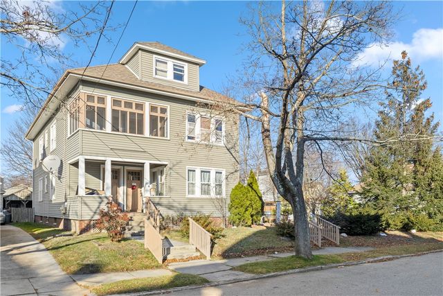 51 Oakland Avenue, Cranston, RI 02910