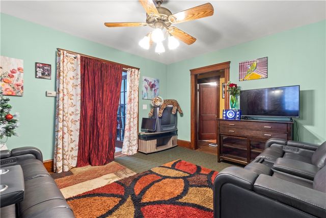 51 Oakland Avenue, Cranston, RI 02910