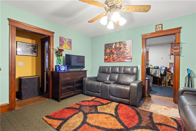 51 Oakland Avenue, Cranston, RI 02910