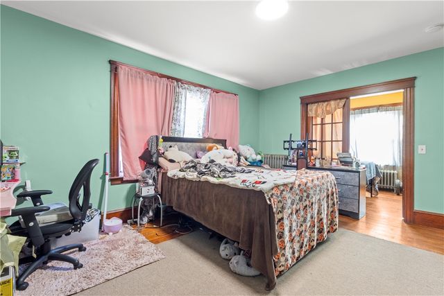 51 Oakland Avenue, Cranston, RI 02910