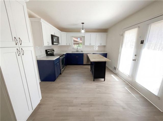 167 Bridgewood SE Drive, Conyers, GA 30094