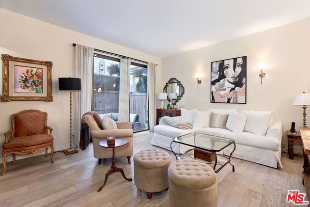 853 Larrabee Street 7, West Hollywood, CA 90069