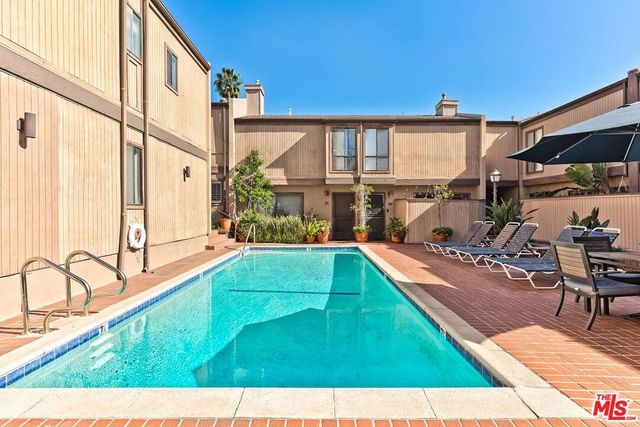 853 Larrabee Street 7, West Hollywood, CA 90069