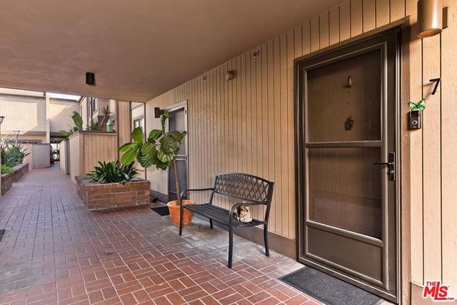 853 Larrabee Street 7, West Hollywood, CA 90069