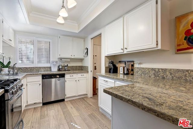 853 Larrabee Street 7, West Hollywood, CA 90069