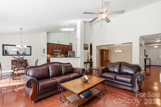 301 Augustus Lane, Mount Holly, NC 28120