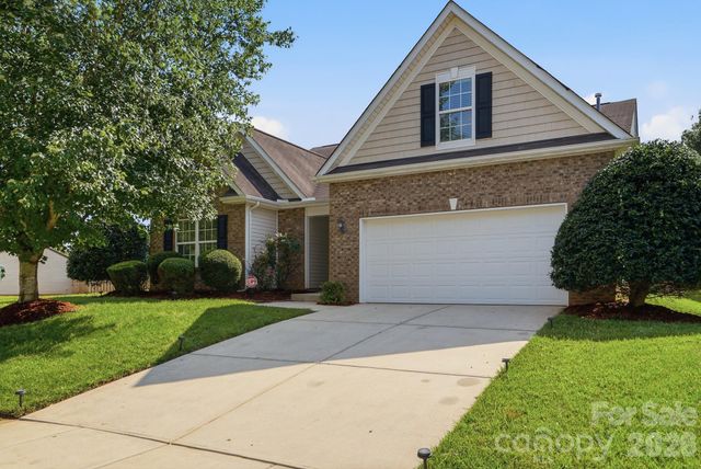 301 Augustus Lane, Mount Holly, NC 28120