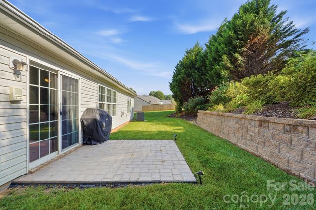 301 Augustus Lane, Mount Holly, NC 28120
