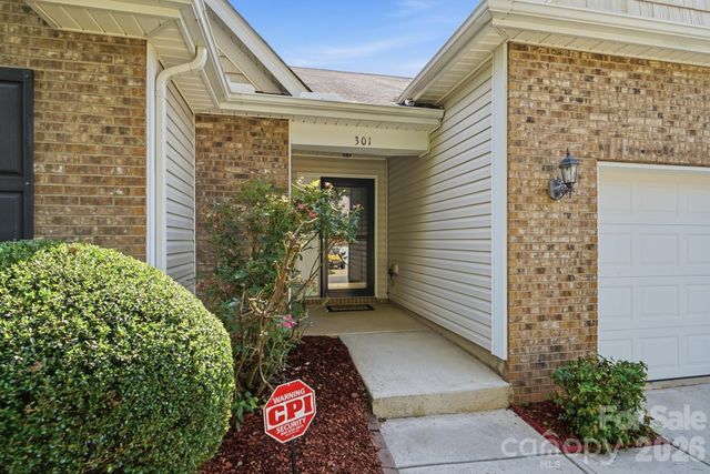 301 Augustus Lane, Mount Holly, NC 28120