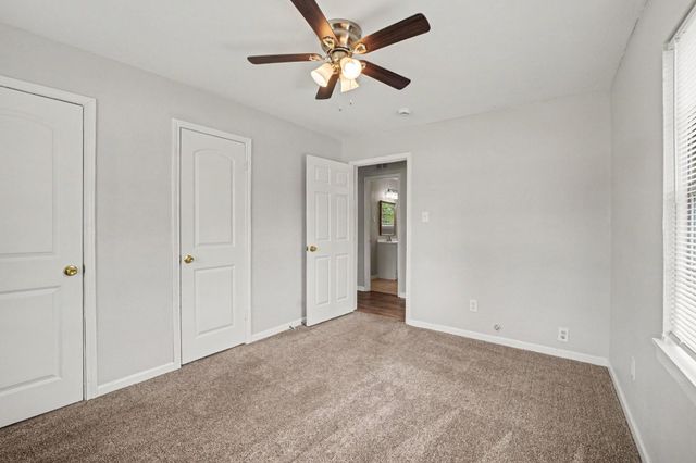 8433 Woodlyn Road, Houston, TX 77028