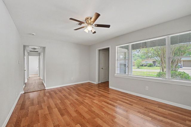 8433 Woodlyn Road, Houston, TX 77028