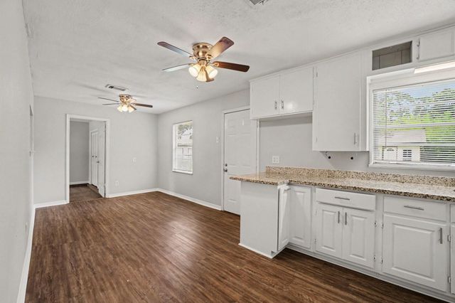 8433 Woodlyn Road, Houston, TX 77028