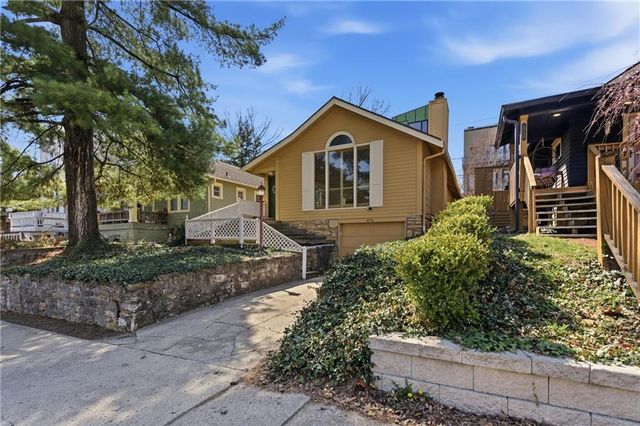 4734 Holly Street, Kansas City, MO 64112