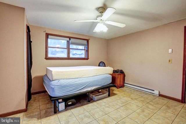 118 OAK TERRACE DR, Birdsboro, PA 19508