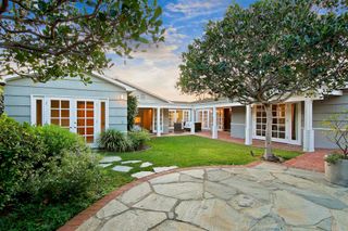 5795 Waverly Avenue, La Jolla, CA 92037