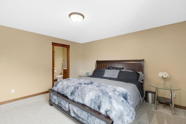 4920 159th Street N, Hugo, MN 55038