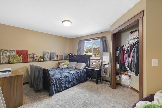 4920 159th Street N, Hugo, MN 55038