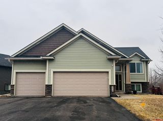 4920 159th Street N, Hugo, MN 55038