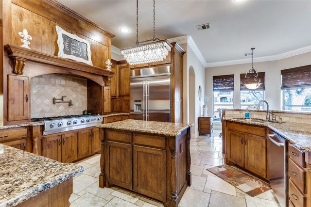 11824 Pecan Orchard Way, Fort Worth, TX 76179