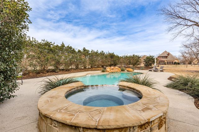 11824 Pecan Orchard Way, Fort Worth, TX 76179