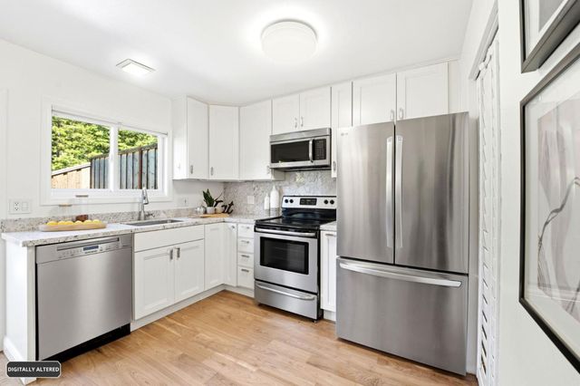 1145 Oddstad Boulevard, Pacifica, CA 94044