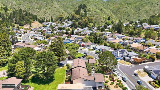 1145 Oddstad Boulevard, Pacifica, CA 94044