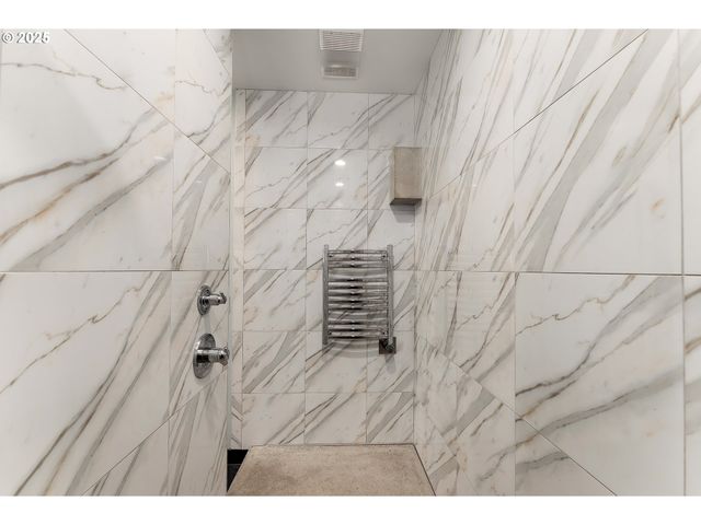 1655 GEM Dr, Roseburg, OR 97471