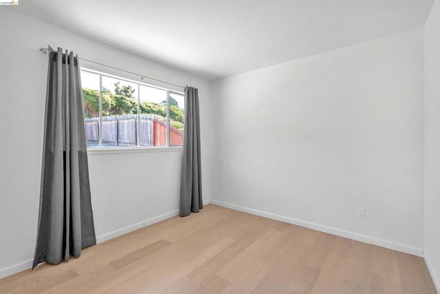 3453 Stewarton Dr, Richmond, CA 94803