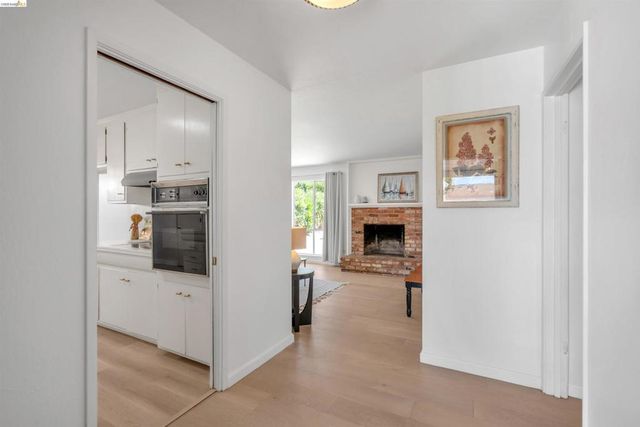 3453 Stewarton Dr, Richmond, CA 94803