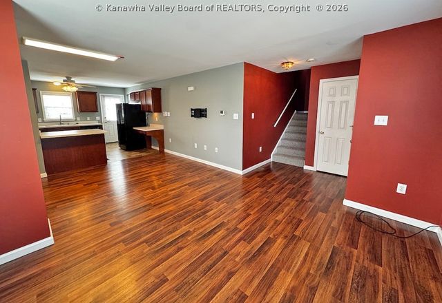 2305 Kanawha Terrace 112, St Albans, WV 25177