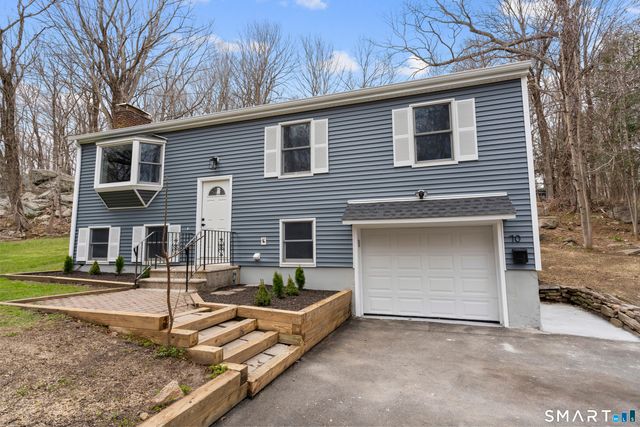 70 Dayton Road, Redding, CT 06896