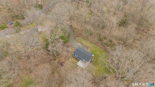70 Dayton Road, Redding, CT 06896