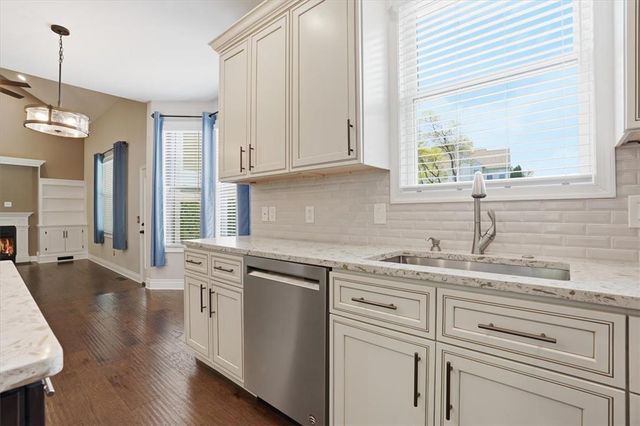 410 Ramblewood Drive, Forks Twp, PA 18040