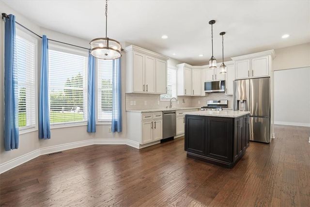 410 Ramblewood Drive, Forks Twp, PA 18040