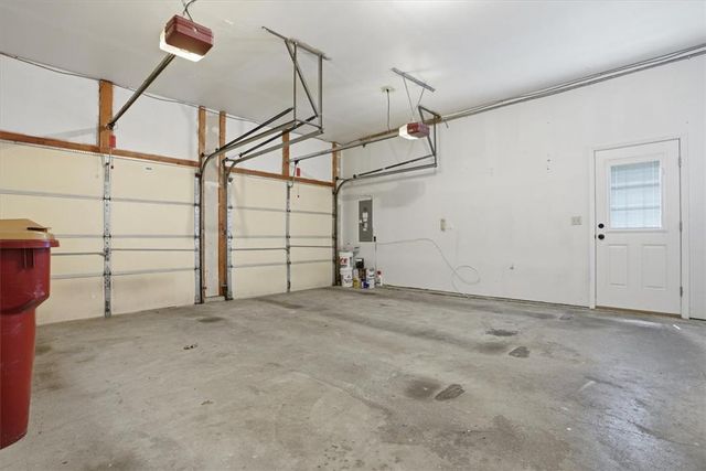 410 Ramblewood Drive, Forks Twp, PA 18040