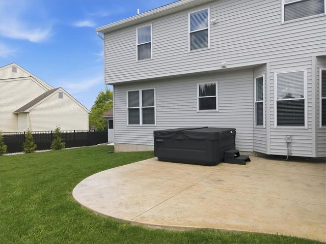 410 Ramblewood Drive, Forks Twp, PA 18040