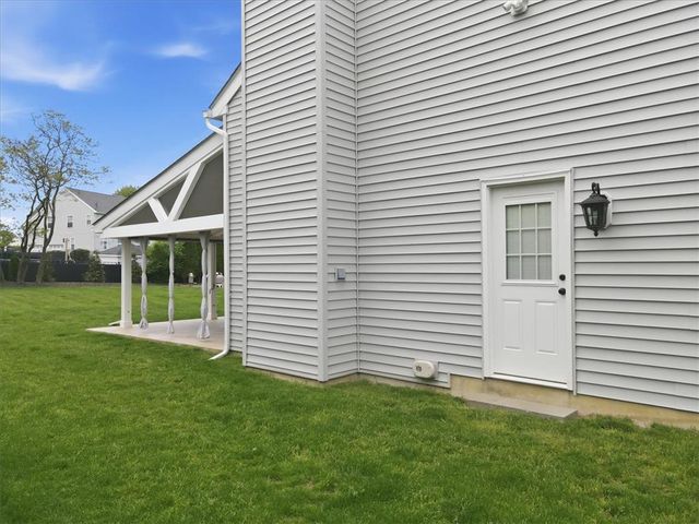 410 Ramblewood Drive, Forks Twp, PA 18040