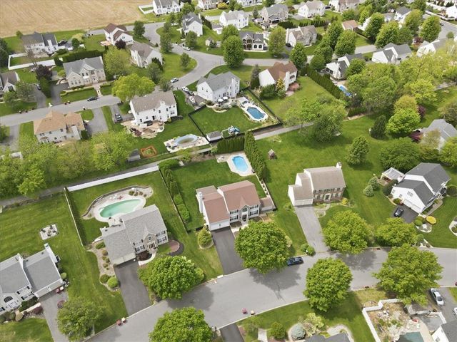 410 Ramblewood Drive, Forks Twp, PA 18040