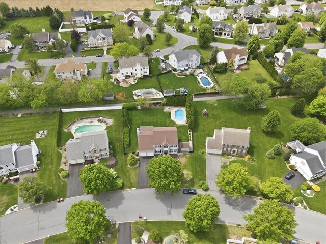 410 Ramblewood Drive, Forks Twp, PA 18040