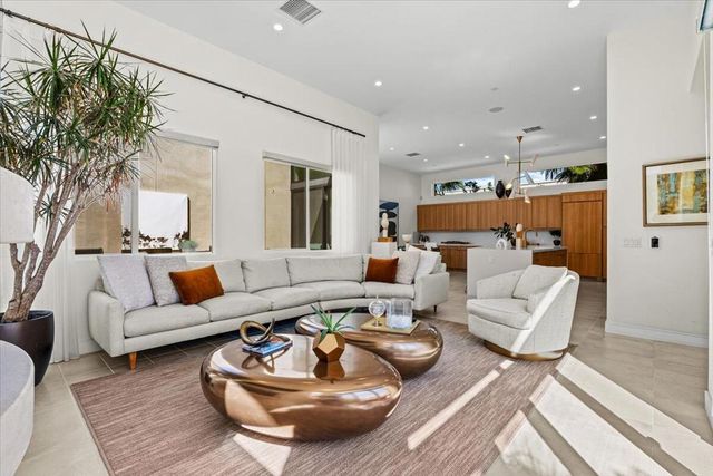 446 Fountain Drive, Palm Springs, CA 92262