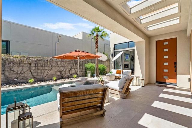 446 Fountain Drive, Palm Springs, CA 92262