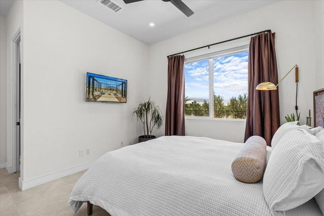 446 Fountain Drive, Palm Springs, CA 92262
