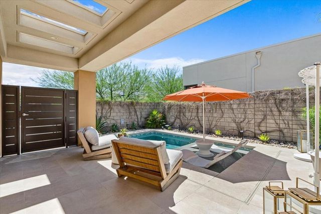 446 Fountain Drive, Palm Springs, CA 92262