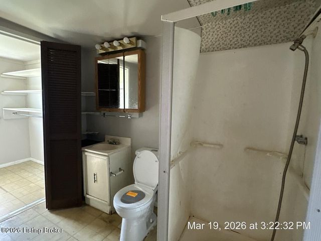 2612 Franklin Ave, Louisville, KY 40216