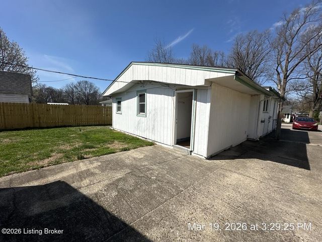 2612 Franklin Ave, Louisville, KY 40216