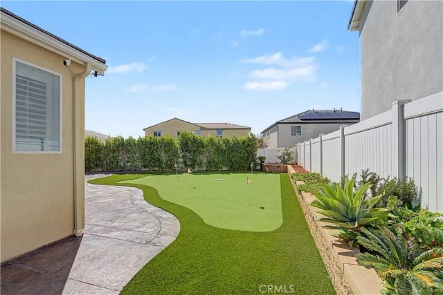 2434 Crater Avenue, Rialto, CA 92377