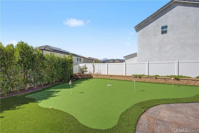 2434 Crater Avenue, Rialto, CA 92377